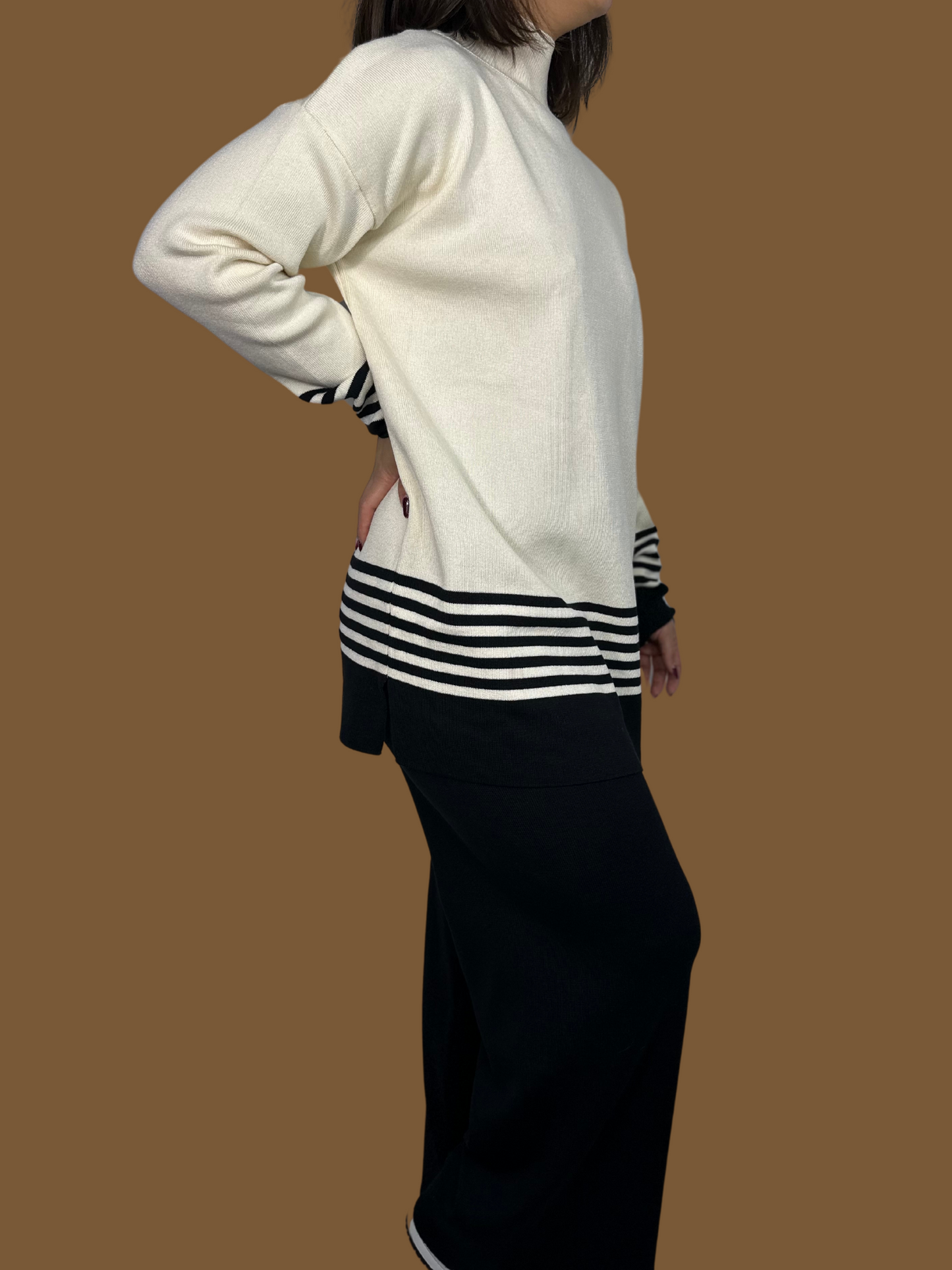 STRIPED TURTLENECK SWEATER AND PANTS SET